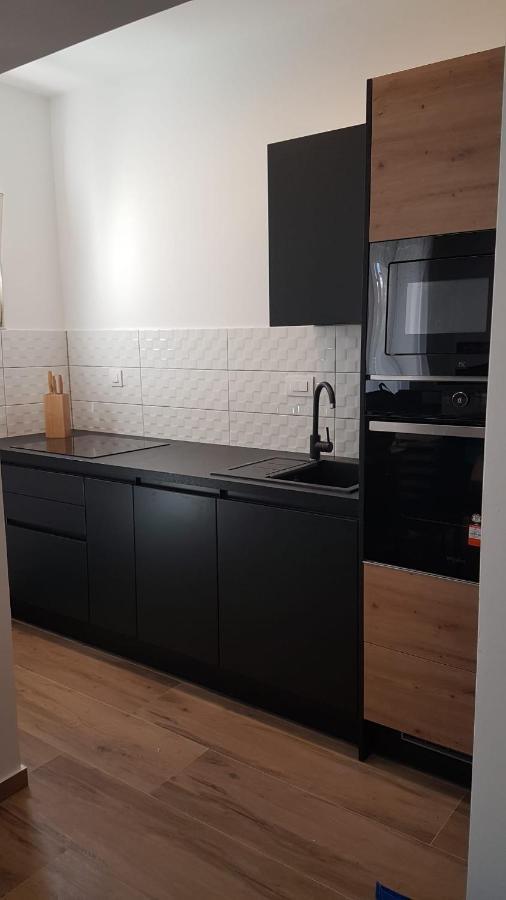 Pina Tourist Apartments 보디체 외부 사진