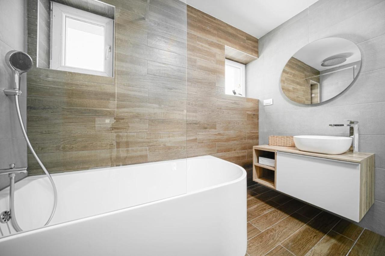 Pina Tourist Apartments 보디체 외부 사진